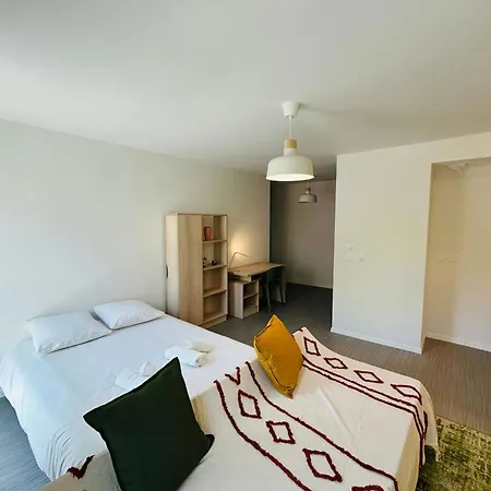 We Live In R - 102 Apartamento *