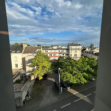 We Live In R - 102 Апартаменты Реймс