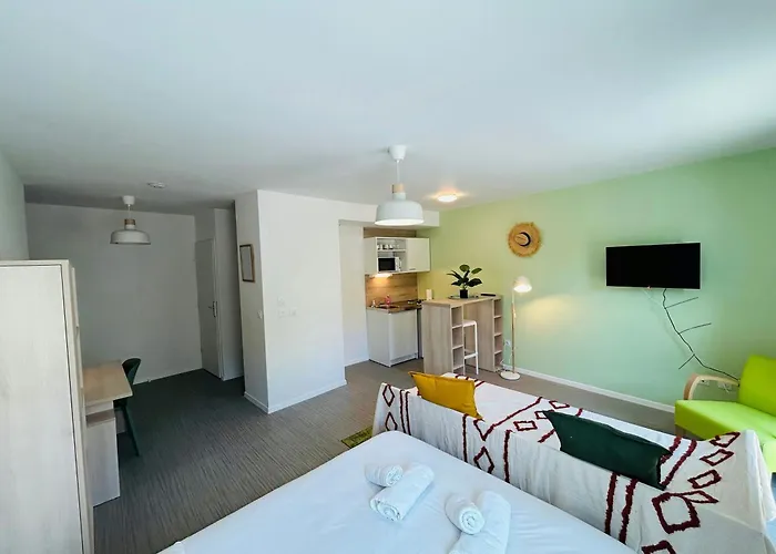 Апартаменты We Live In R - 102 Реймс